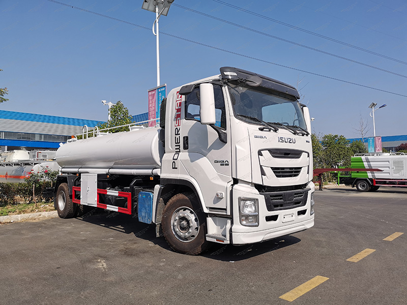 Sprinkler Isuzu Juka VC61