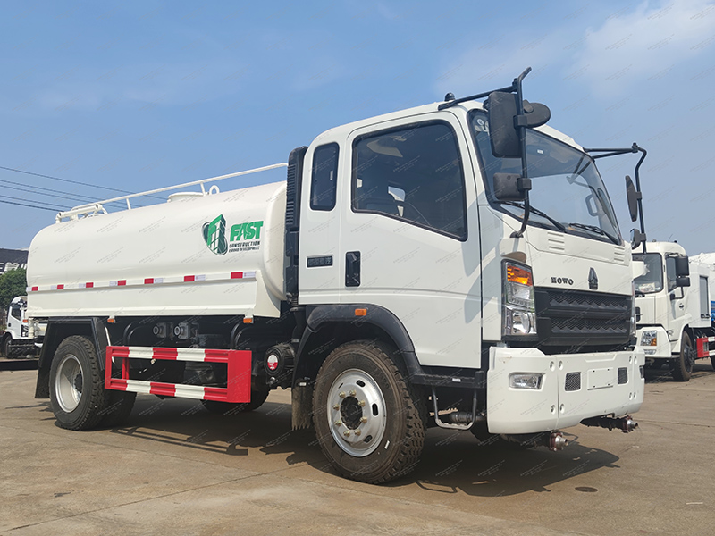 Howo 4x2 truk waterk meter kubik