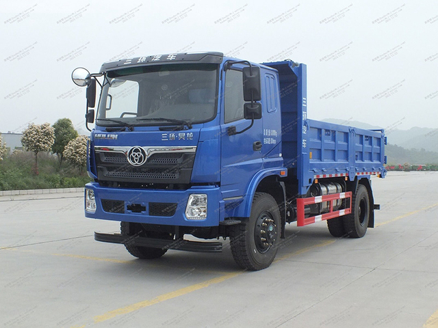 Truk dump haollong 4x2