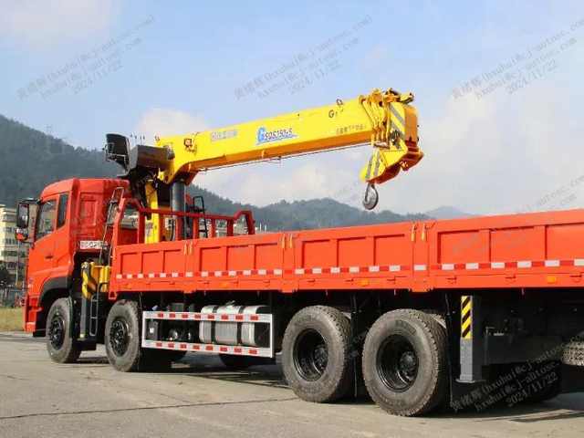 8x4- Tianlong 360 tenaga kuda