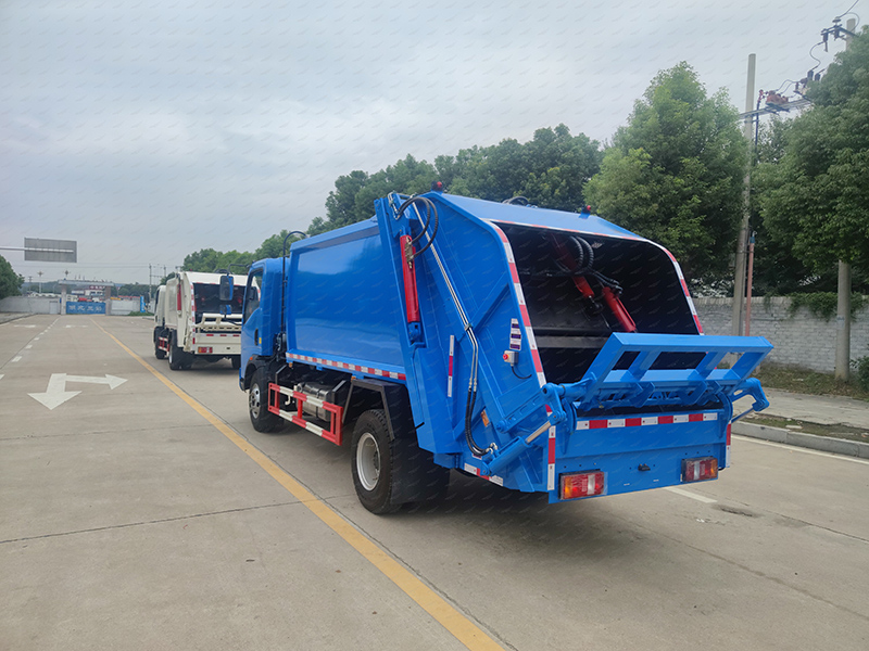 Howo 14m3 Truk Compactor 