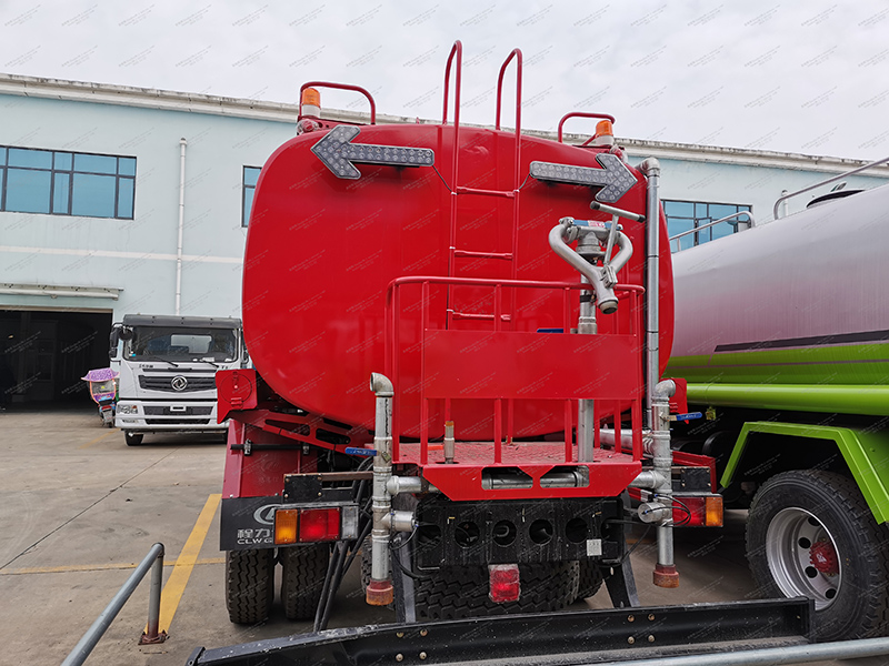 Sprinkler Isuzu FTR
