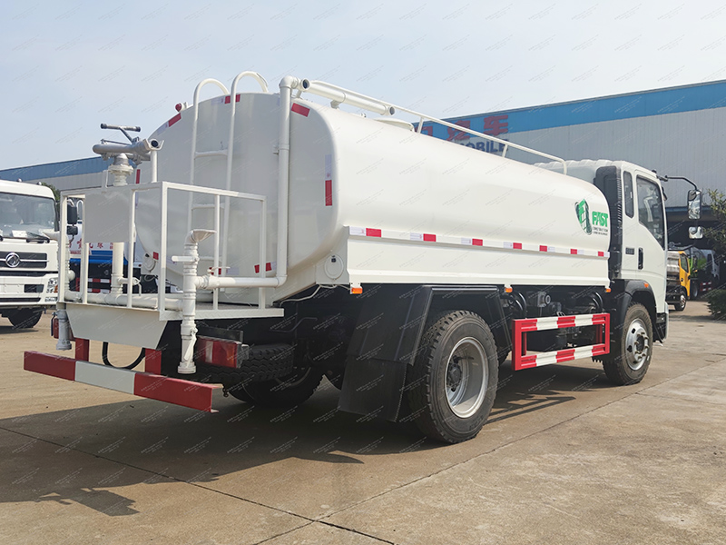 Howo 4x2 truk waterk meter kubik
