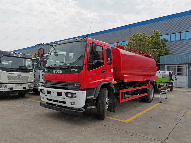 Sprinkler Isuzu FTR