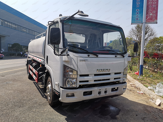 Sprinkler Isuzu 700p