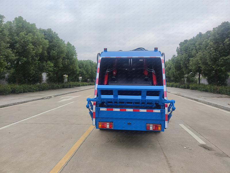 Howo 14m3 Truk Compactor 