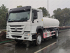 Howo 4x2 truk tangki air meter kubik